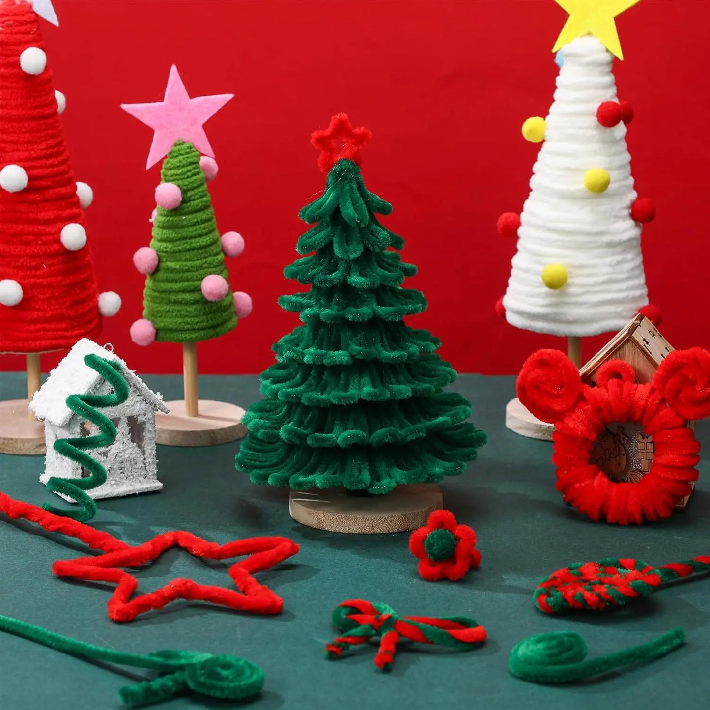 200 Pieces Pipe Cleaners Chenille Stems for Christmas Supplies Decorations, 11.81 Inches by 6 mm, Red and Green