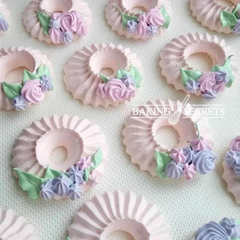 1/2pcs Cookie hollow flower mouth Stainless steel Romeo flower pastry nozzle Cake tools Decorative nozzle set Baking accessories