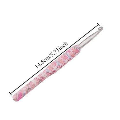 8-Piece Crochet Tool Set Aluminum Manual Knitting Set DIY Craft Kit with OPP Bag Printed Design for Crochet Enthusiasts