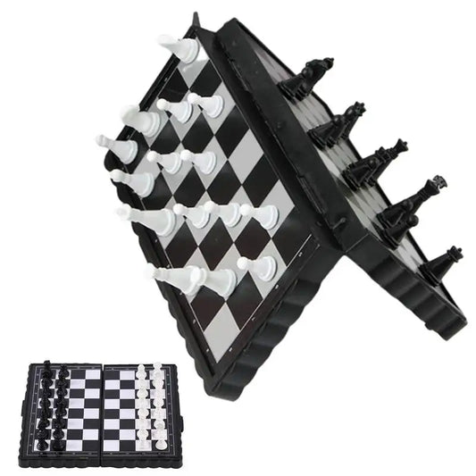 Mini Magnetic Chess Set Folding Magnetic Plastic Chessboard Board Game Portable Kid Toy Portable Outdoor