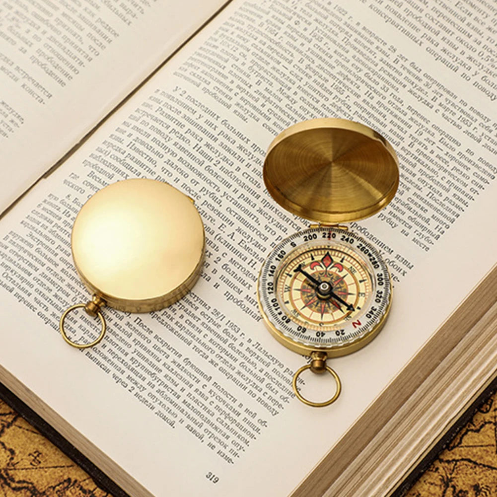 Outdoor Compass 360 Degree Rotation Pointer Guide Tool Outdoor Hiking Navigation Metal Portable Compass for Outdoor Activities