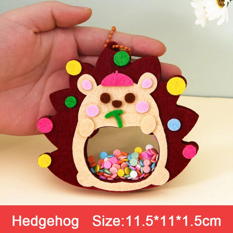 DIY Animal Shake Pendant Art Craft Kits for Kids Boys Girls Easy To Paste Non Woven Shaker with Chain Children Handmade Toys
