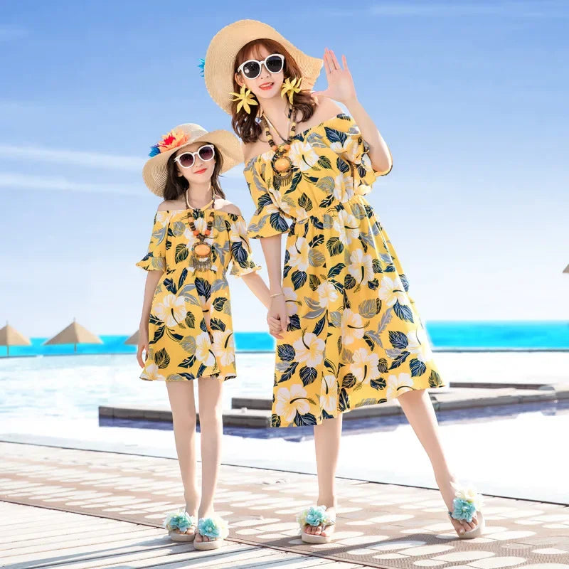 Holiday Family Matching Look Dad Son Resort Tops + Shorts Two Piece Outfit SetsYellow Clothes Mom Daughter Beach Dress Vacation