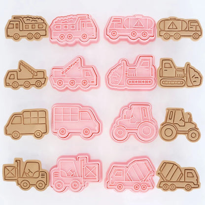 8PcsTransportation Tools Biscuit Mold Cartoon Three-Dimensional Baking at Home 3D Car Fondant Tool Frosting Cookie Grinding Tool